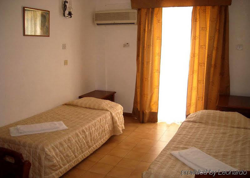 Best Western Plus Larco Hotel Larnaca Ngoại thất bức ảnh