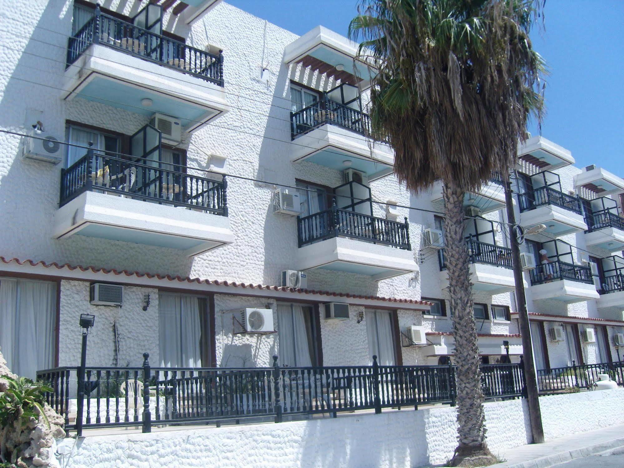 Best Western Plus Larco Hotel Larnaca Ngoại thất bức ảnh
