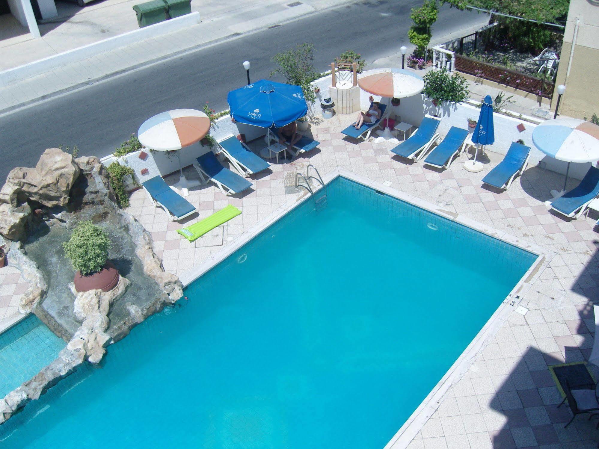 Best Western Plus Larco Hotel Larnaca Ngoại thất bức ảnh